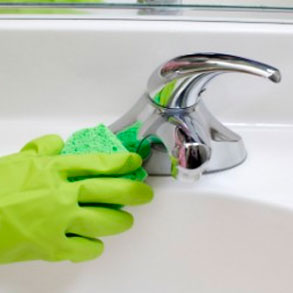 Procedura di pulizia nei bagni